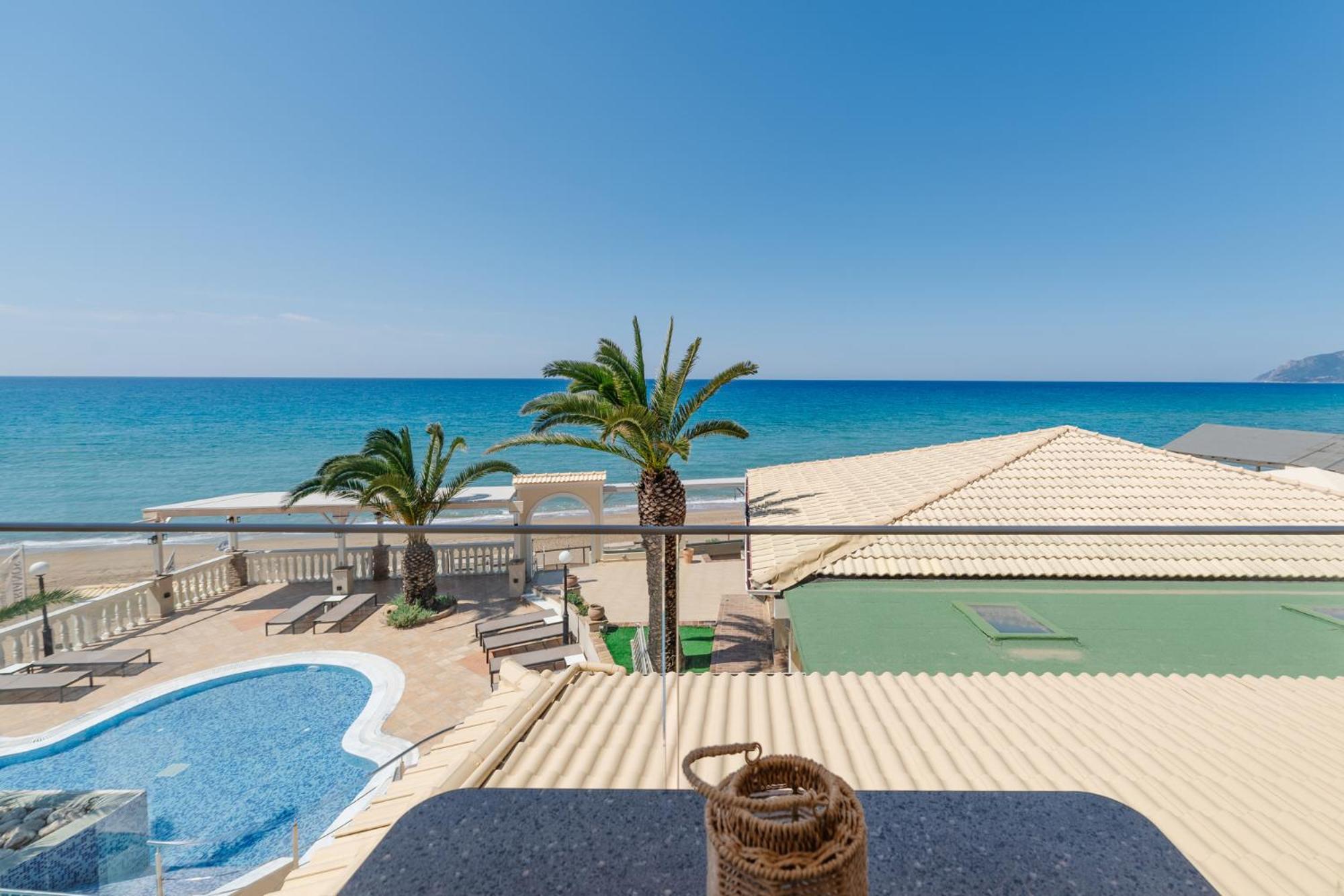 Sea Breeze Hotel & Apartments Agios Gordios  Exterior foto