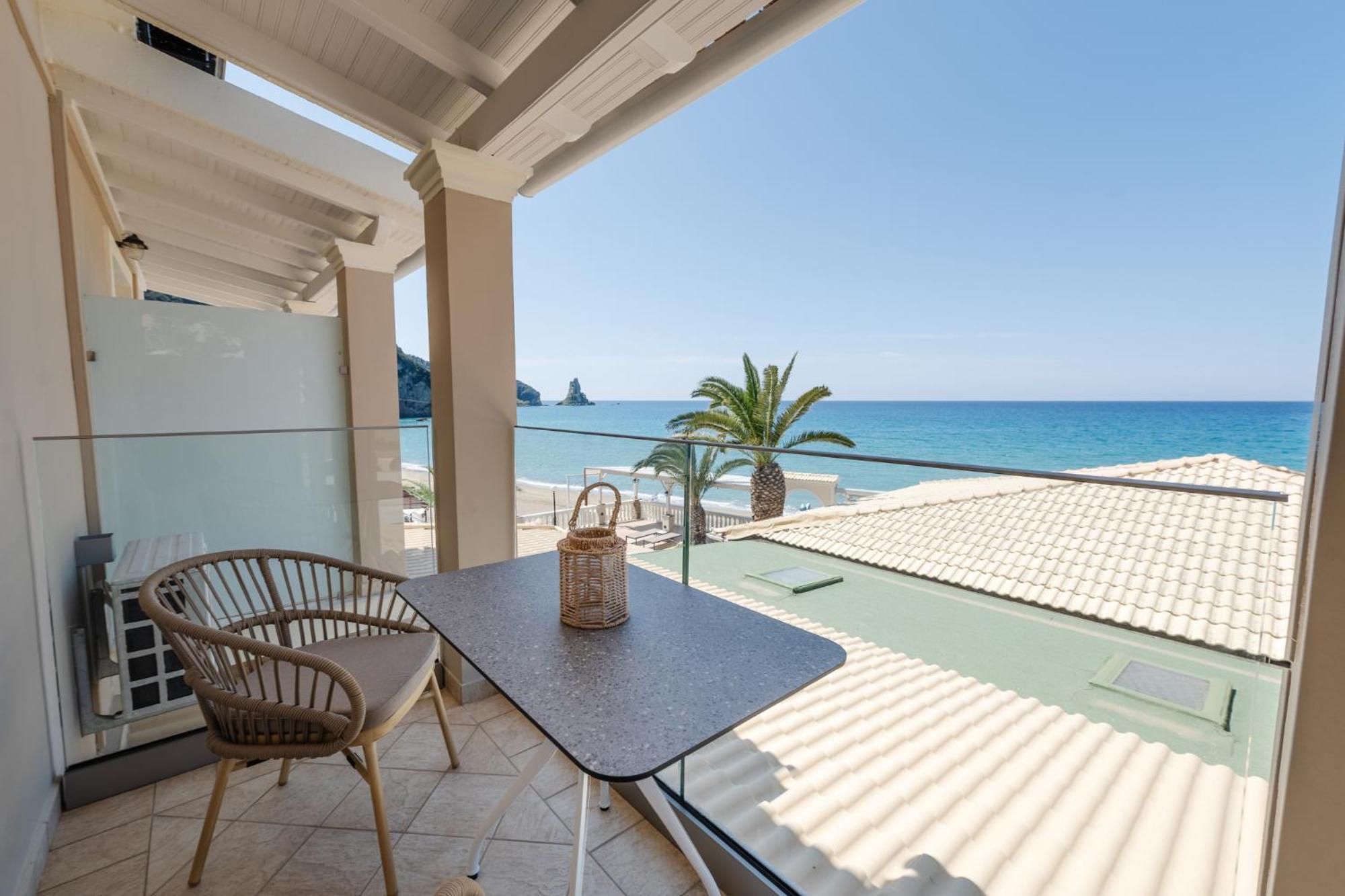 Sea Breeze Hotel & Apartments Agios Gordios  Exterior foto