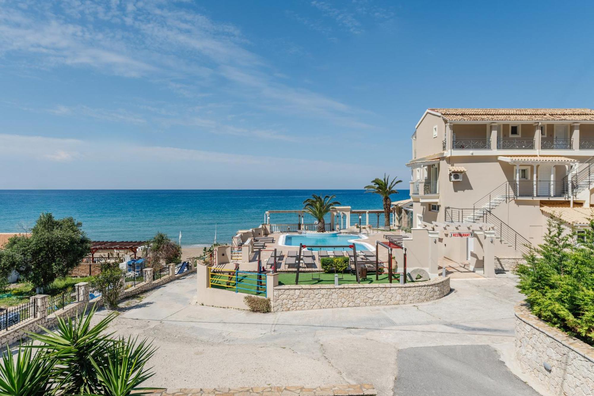 Sea Breeze Hotel & Apartments Agios Gordios  Exterior foto