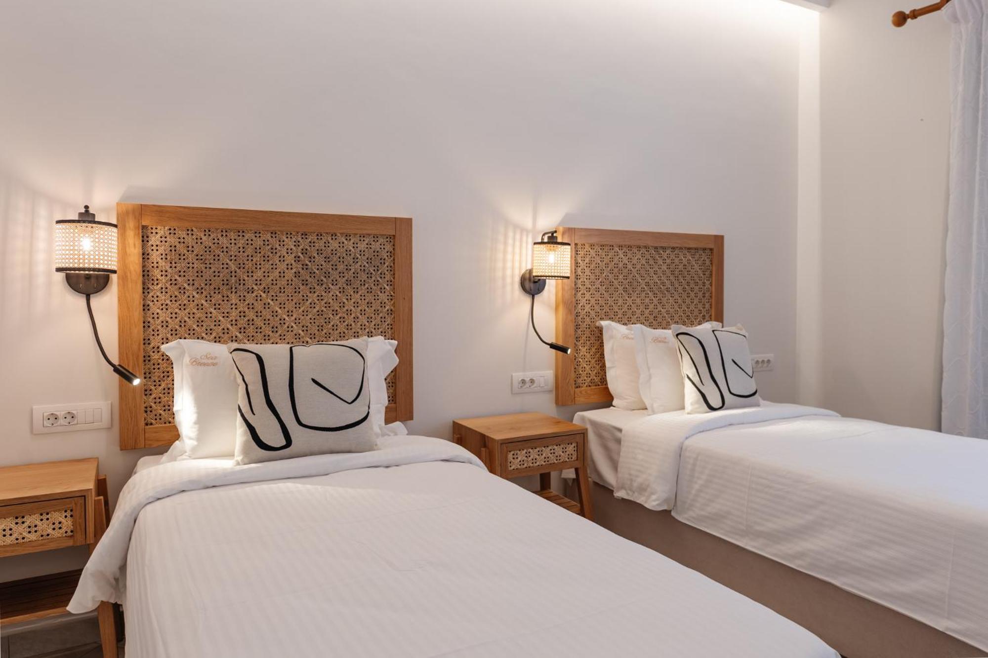 Sea Breeze Hotel & Apartments Agios Gordios  Exterior foto